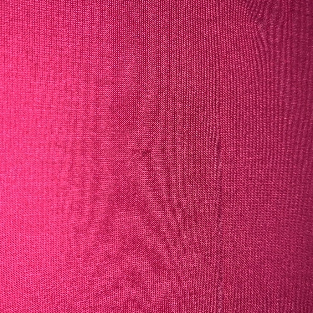 Pink V- Neck - Picture 4 of 4